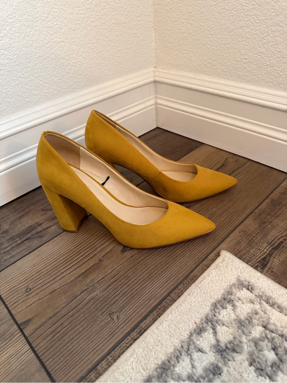 Nine West Mustard Pointed Block Heel Pumps